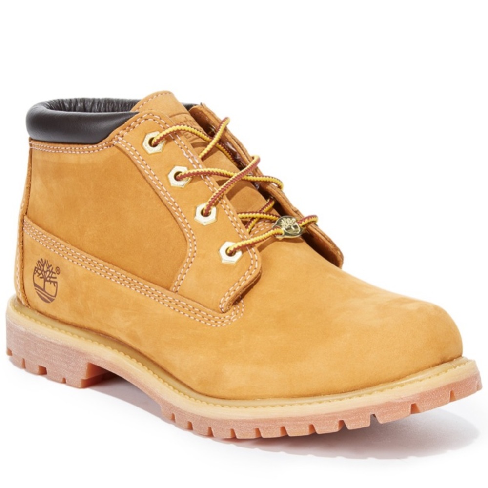 Timberland Classic Nellie Chukka Boots